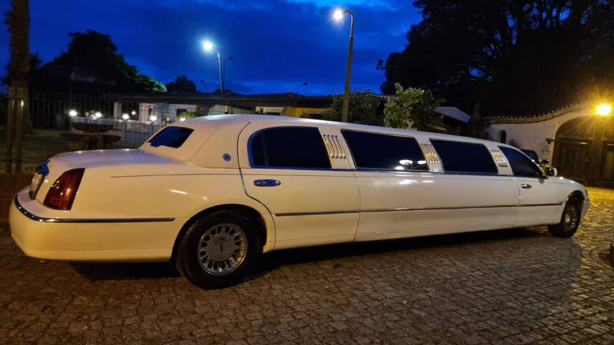 LIMOPRINCE - Barcelos - Classic Cars Rental