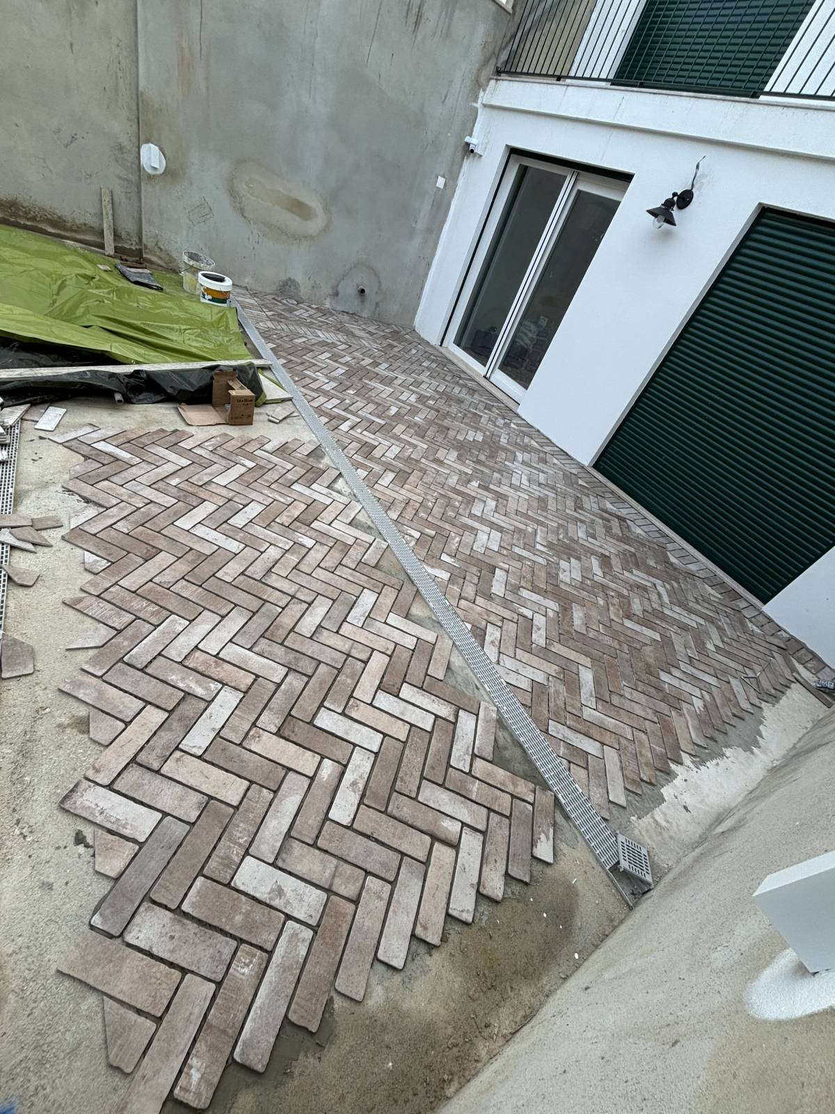 Master Tiler - Oeiras - Hot Tub and Spa Cleaning and Maintenance