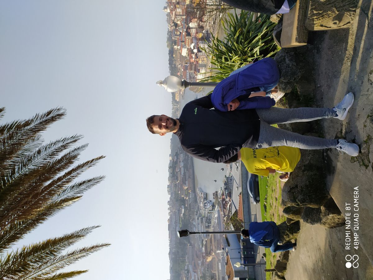 Lucas - Porto - Roof Cleaning
