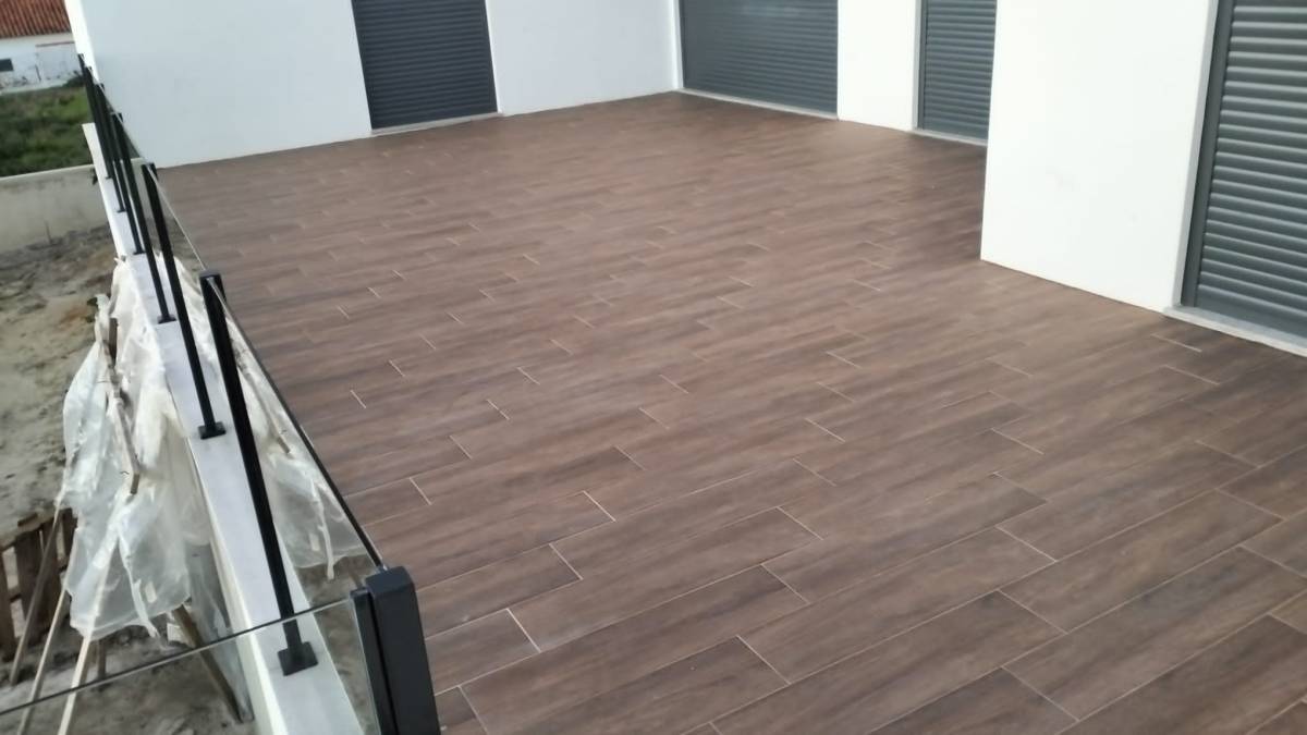 Plenitude Remodelações - Setúbal - Wallpaper Installation