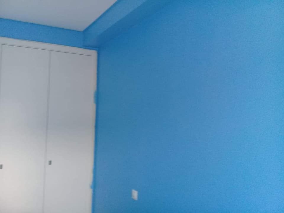 Ari Guerreiro - Sintra - Instalación de baldosas