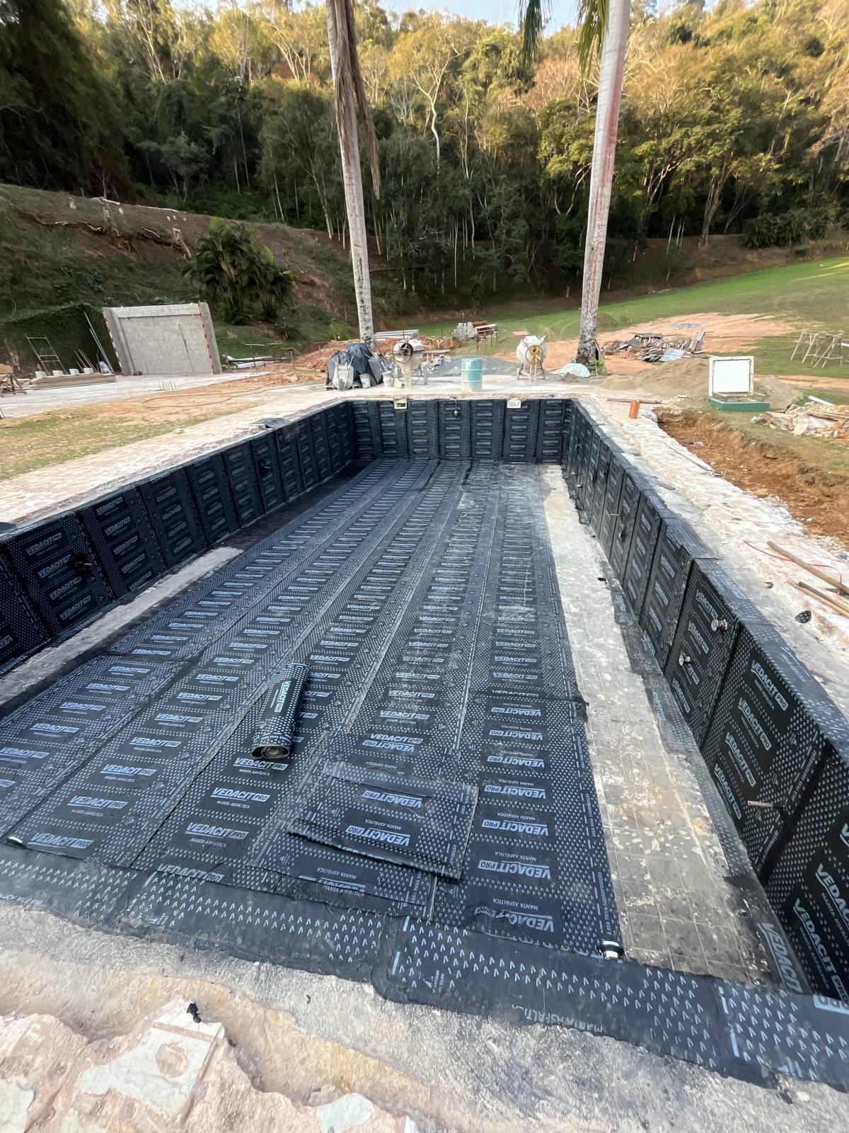 Henrique Martins HR soluções e impermeabilização - Santa Maria da Feira - Instalación de glorietas