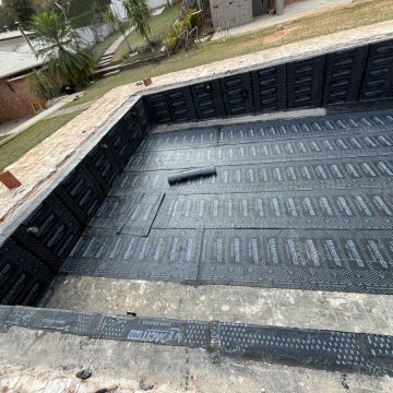 Henrique Martins HR soluções e impermeabilização - Santa Maria da Feira - Reparación y mantenimiento de glorietas