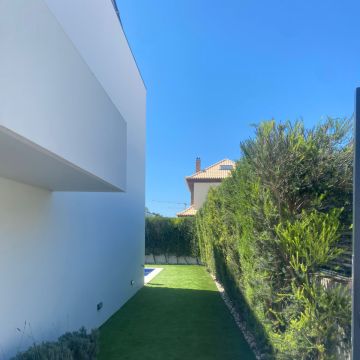 A.AJardins Obras & Controções - Montemor-o-Velho - Sod Installation