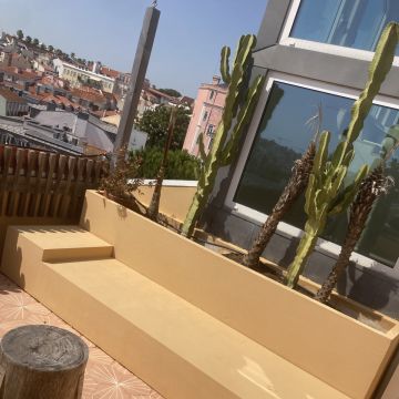 Arthur - Odivelas - Instalação de Escadas