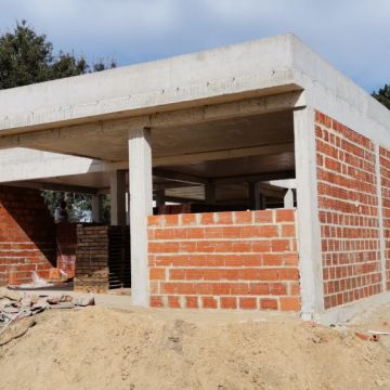 Kiluange Fernandes - Moita - Reparação de Portão de Garagem