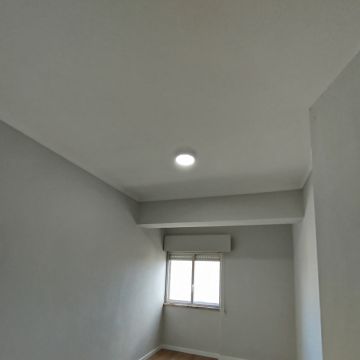 Natan Gomes - Montijo - Stone or Tile Flooring Installation
