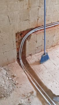 Alice sanina - Castro Daire - Instalación de lámparas