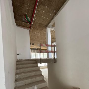 Detalhe Compatível - Henrique Carvalho - Vila Nova de Gaia - Instalação de Lâmpada