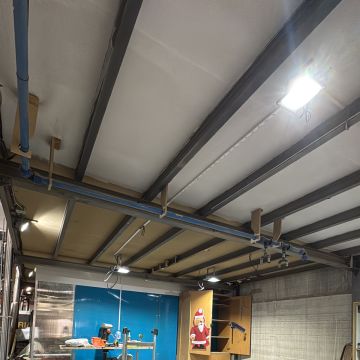 Daniel B. - Amadora - Lamp Installation