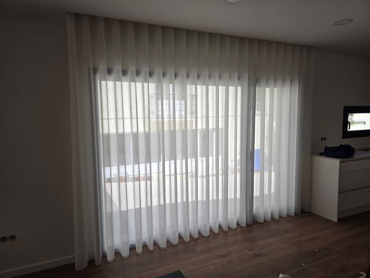 Click Cortinas - Maia - Stores et volets