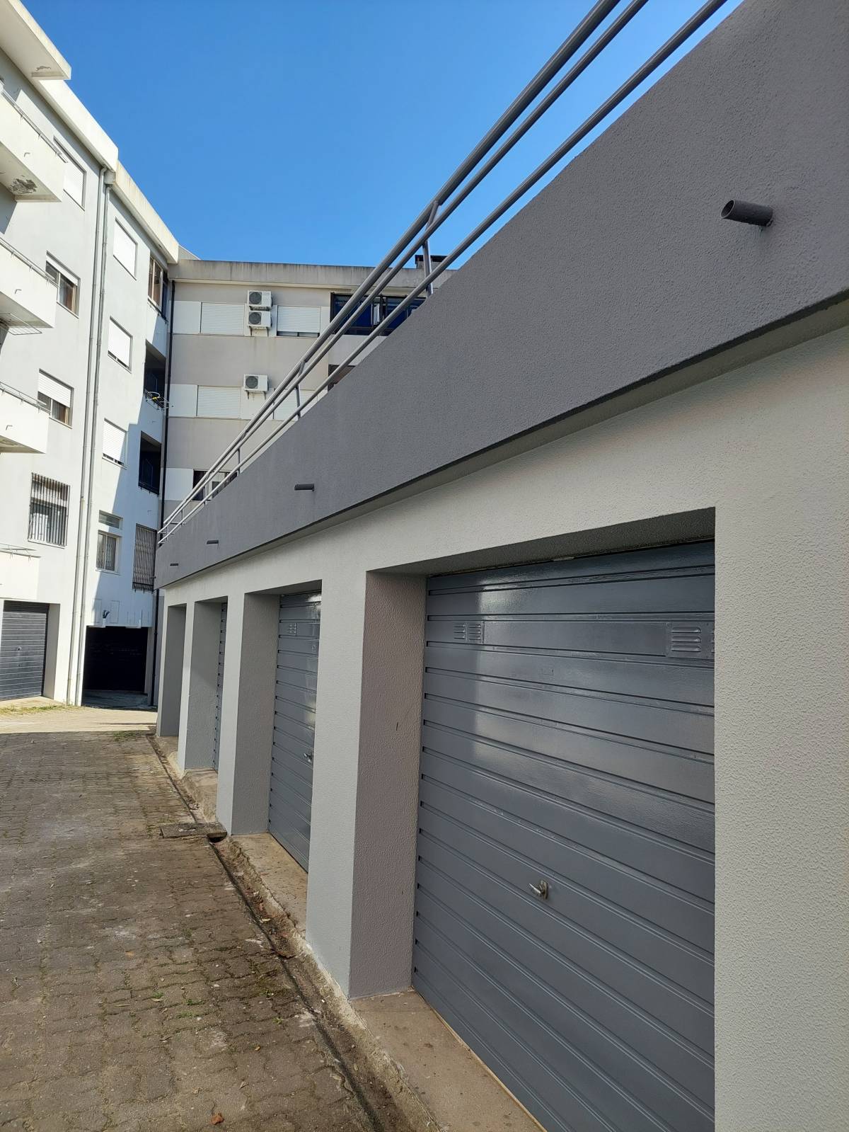 Brassouza.lda - Amadora - Instalação de Alcatifa