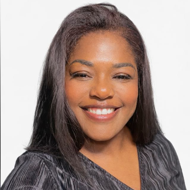Fabiola Gomes - Porto - Reinigung von Jalousien