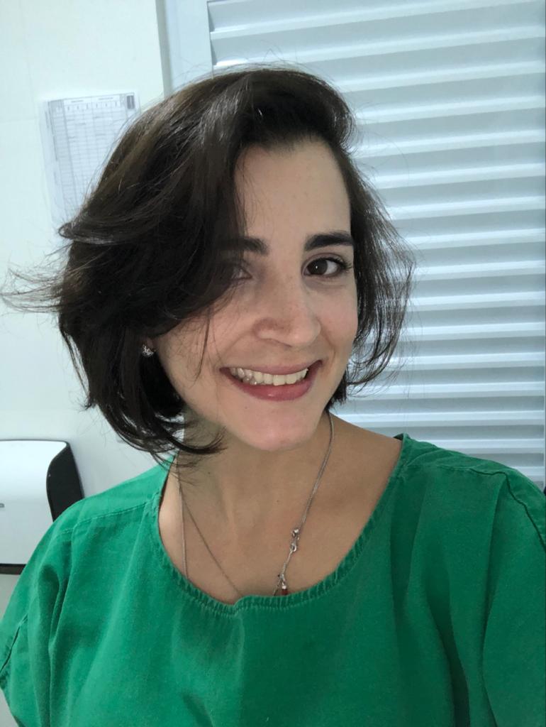 Ivana Lunesu - Viana do Castelo - Cuidado de niños