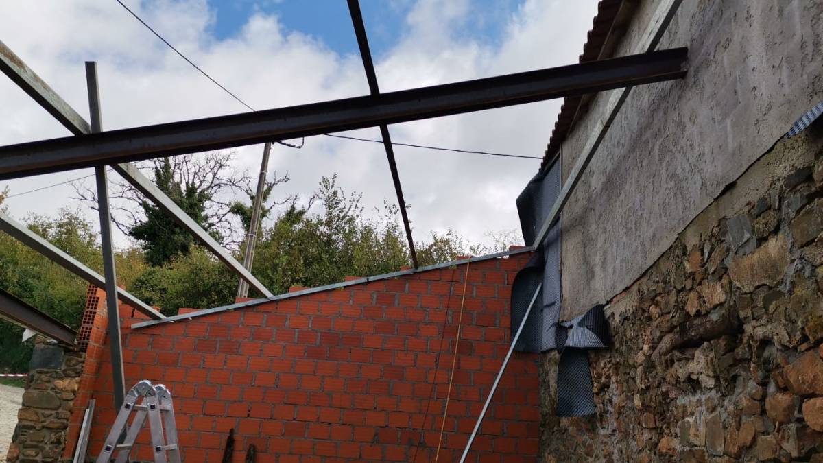 T4L GROUP - Braga - Problemas Elétricos e de Cabos