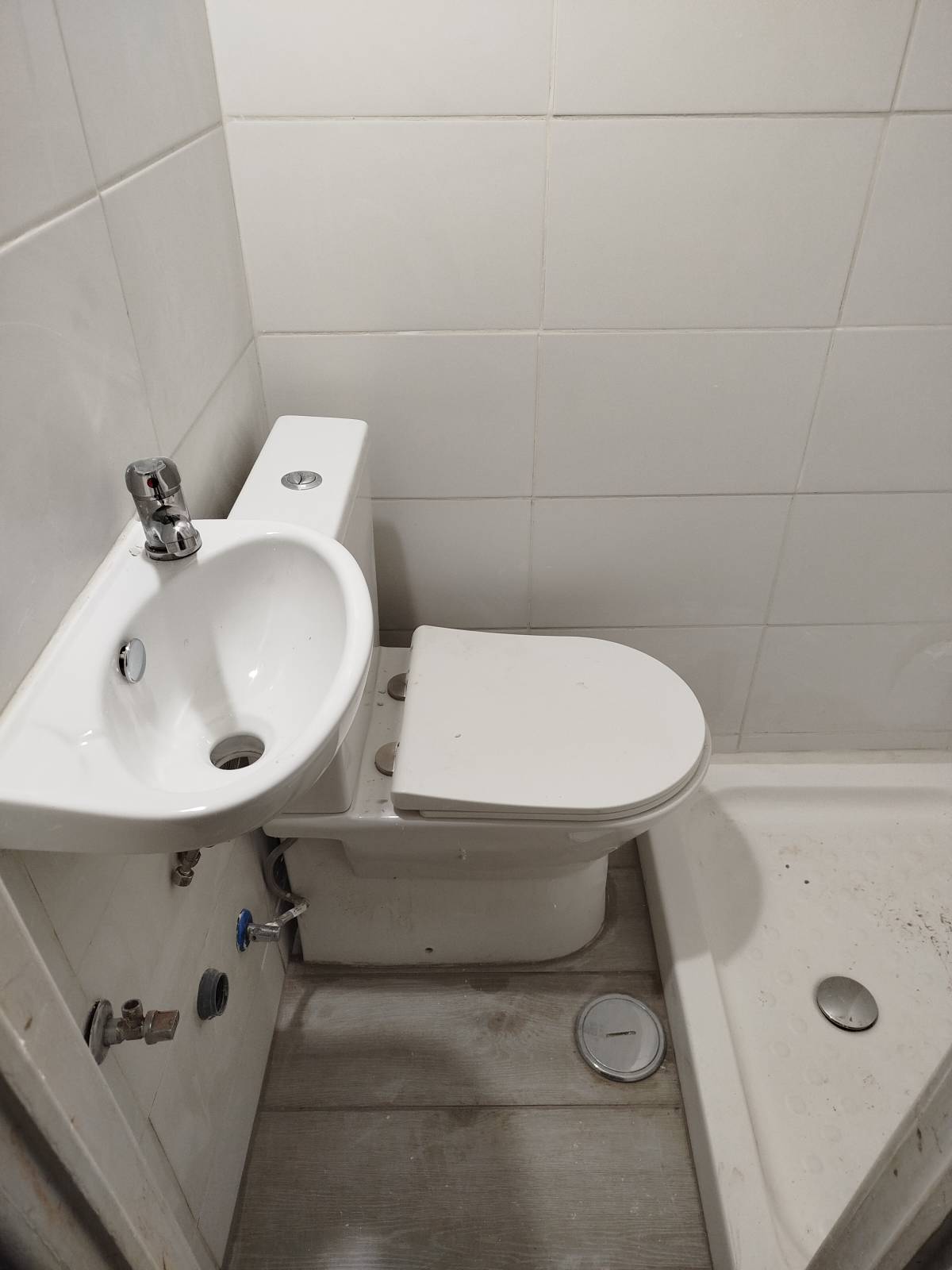 Renovar Remodelações - Sintra - Küchenarbeitsplatte montieren