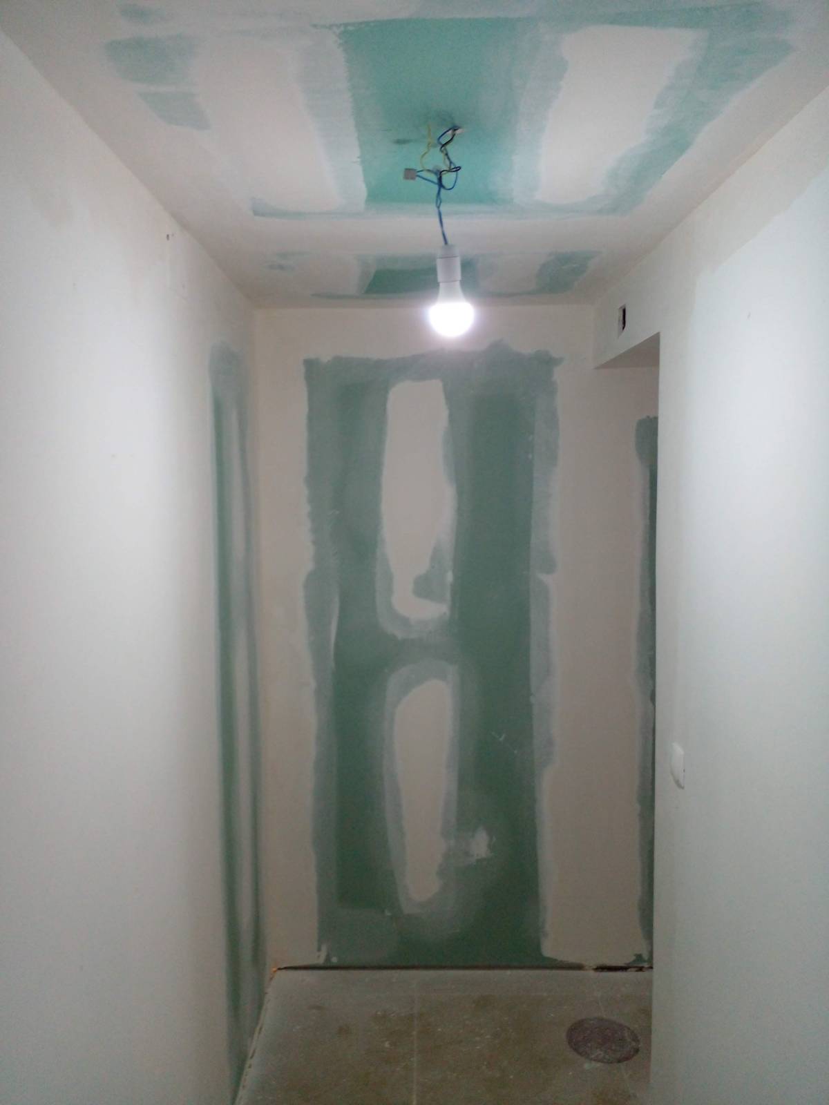 Bvbpintura e remodelações - Sintra - Montaje de cunas