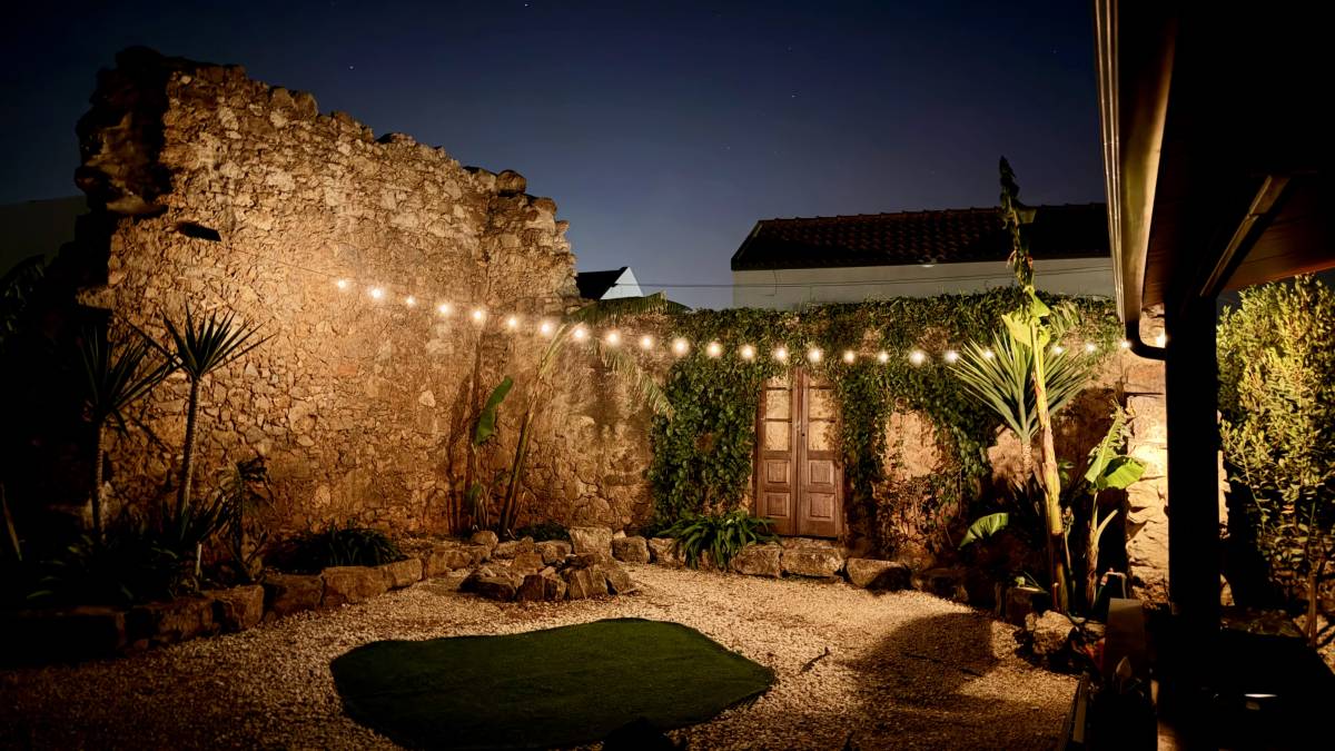 The Ruins Villa: Espaço eventos privado e piscina|30min Lx - Torres Vedras - Espaço para Eventos