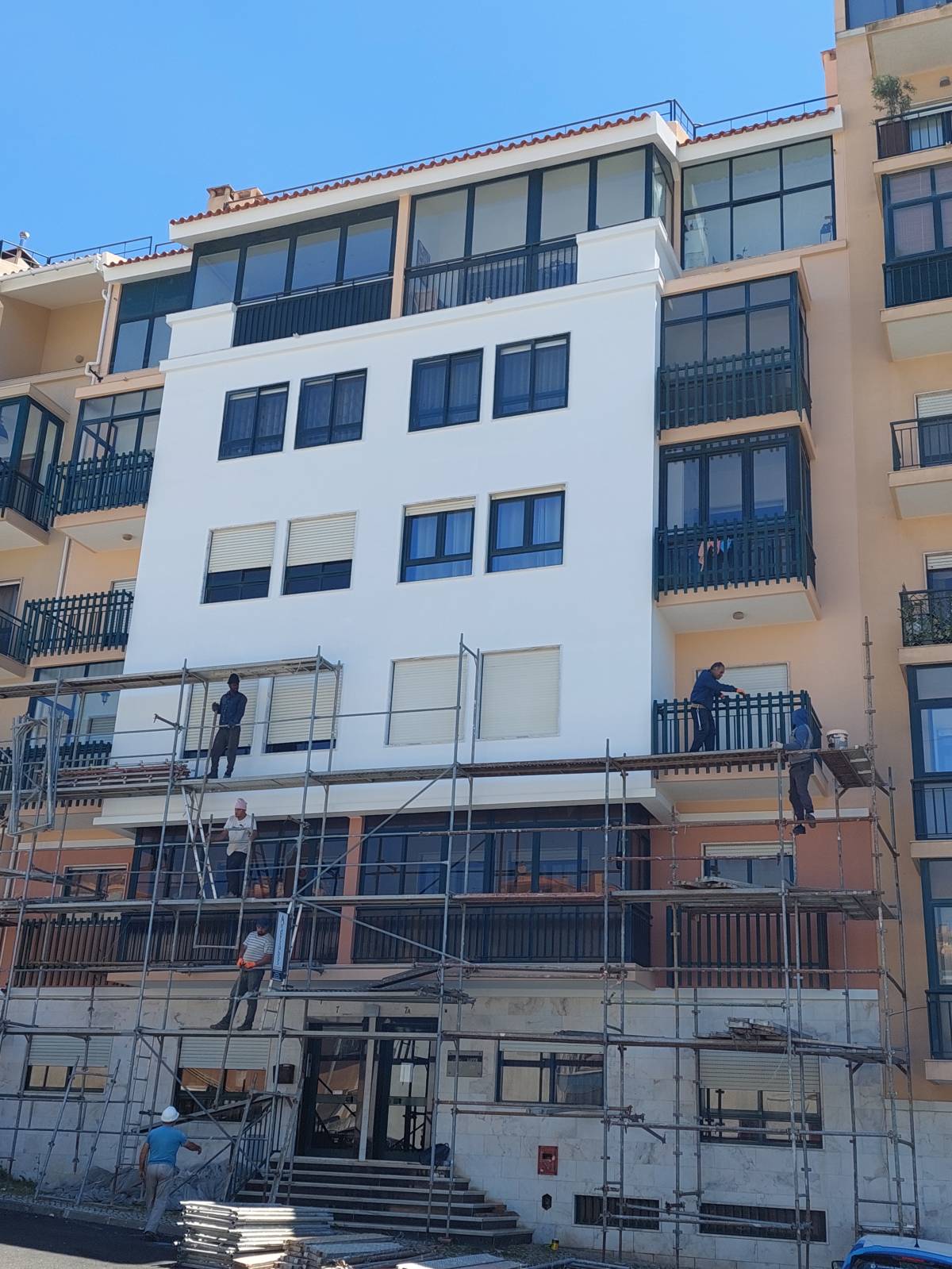 Brassouza.lda - Amadora - Reparação de Armários
