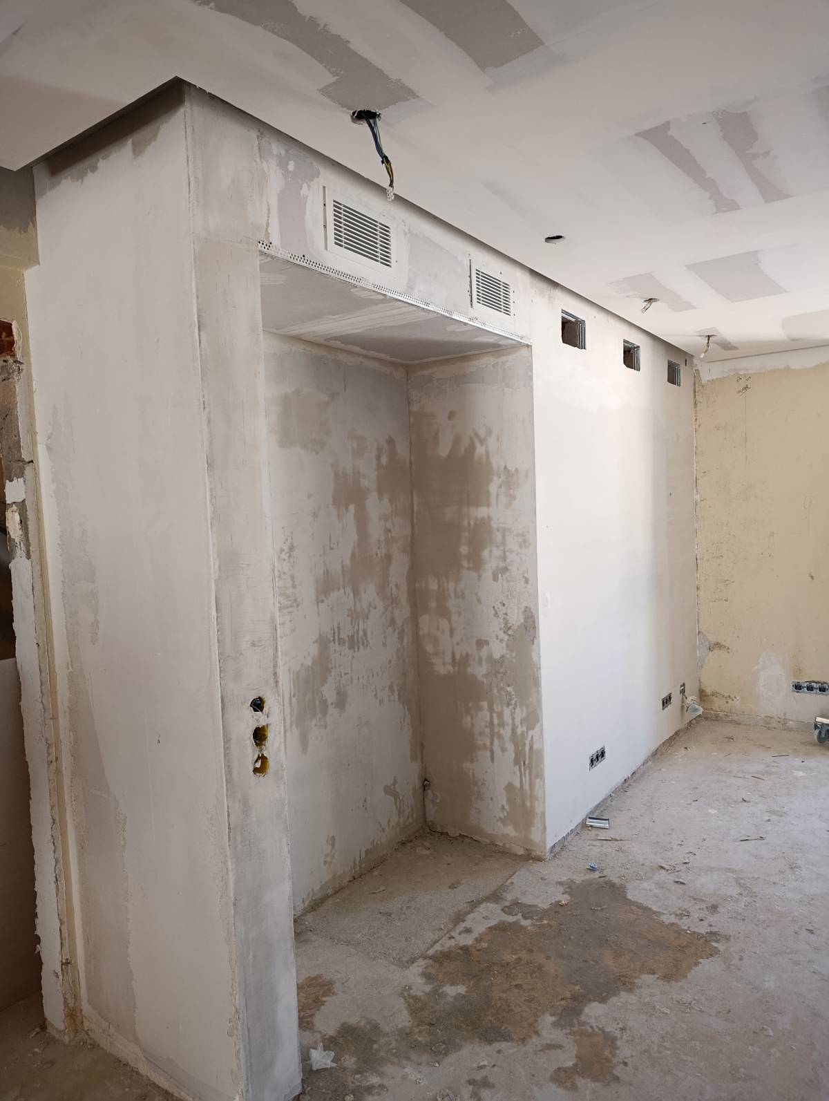 Construtiva.pt - Lisboa - Remodelación de armarios