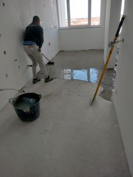 M,R - Lisboa - Instalação de Pavimento em Pedra ou Ladrilho