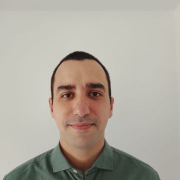 José Renato Fonseca Batista - Amadora - Hundezaun installieren