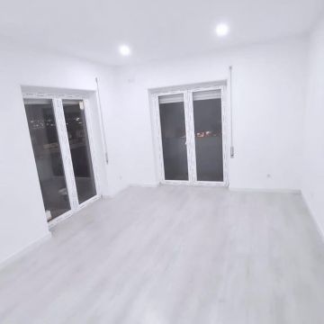 H&D Remodelações e Pinturas Alpinismo Industrial - Barreiro - Instalação ou Substituição de Telhado