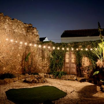 The Ruins Villa: Espaço eventos privado e piscina|30min Lx - Torres Vedras - Espaço para Eventos