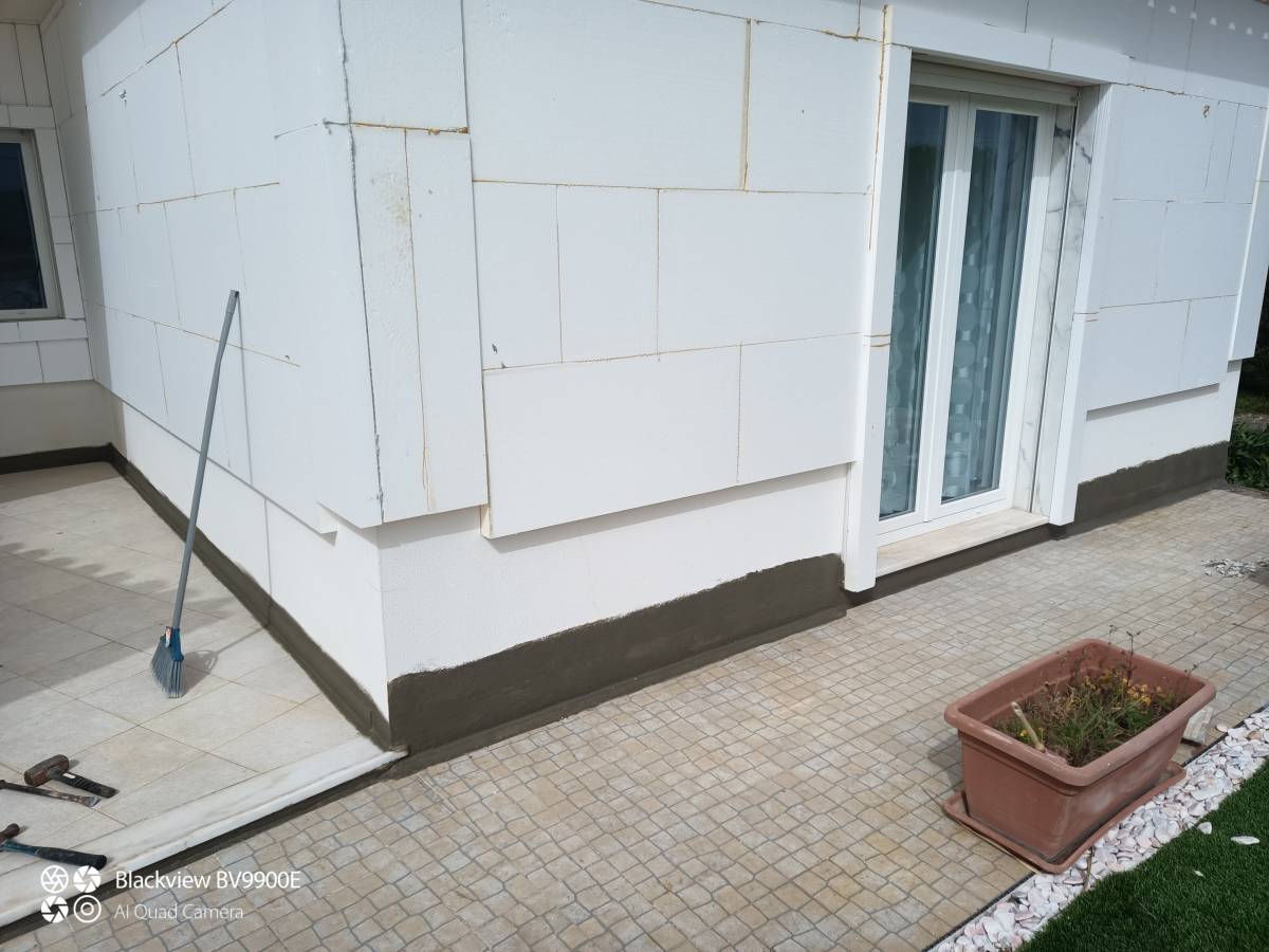 Luís Teixeira - Lourinhã - Instalação de Azulejos