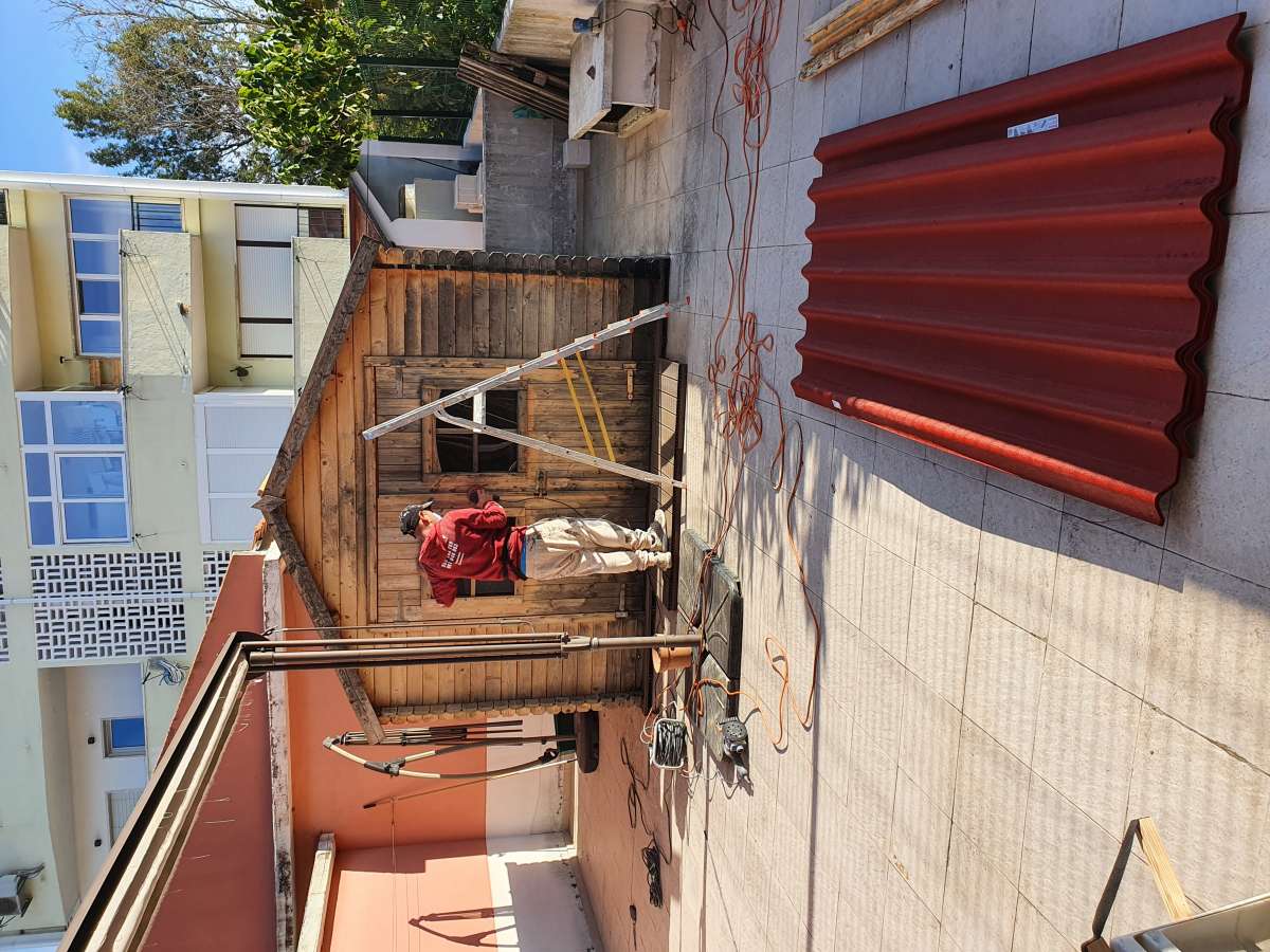 CONSTRUMELO REMODELAÇÕES - Sintra - Siding Installation, Repair, or Removal