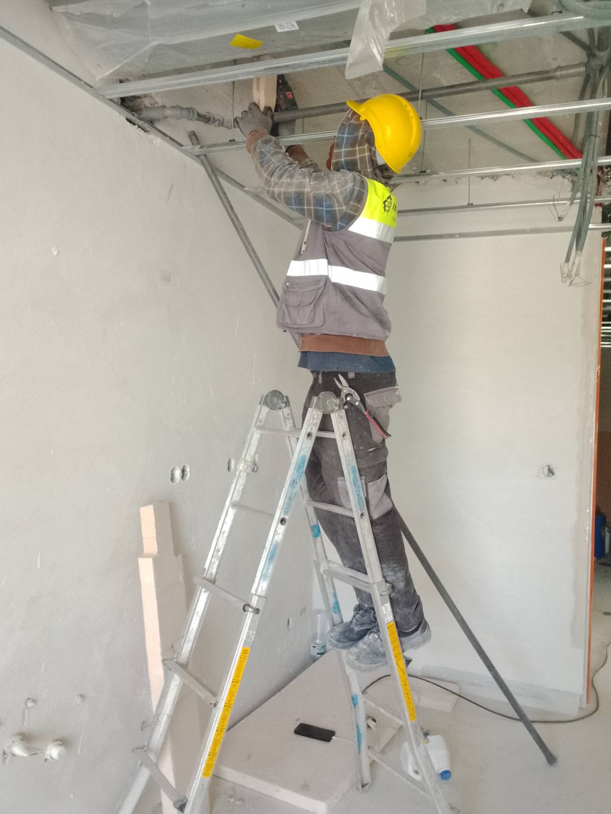 Sr. Castro - Lourinhã - Mantenimiento o reparación de fontanería exterior