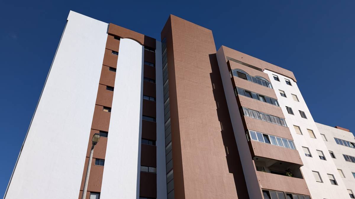 EMD serviços - Cascais - Instalación de suelos de baldosas o piedras