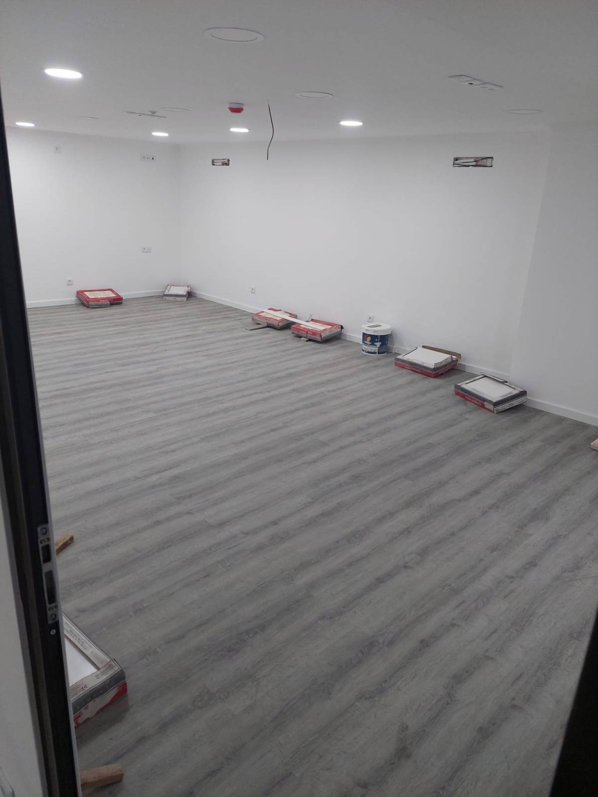 FAST WISE Lda - Sintra - Windows Cleaning