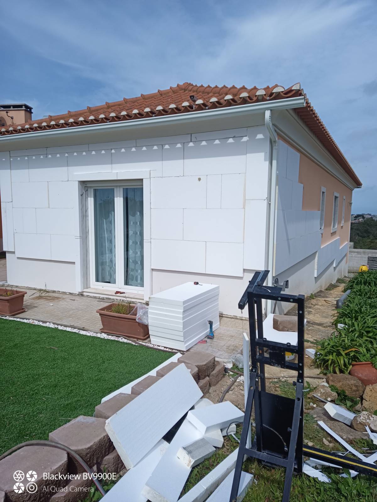 Luís Teixeira - Lourinhã - Reparação ou Substituição de Pavimento em Pedra ou Ladrilho