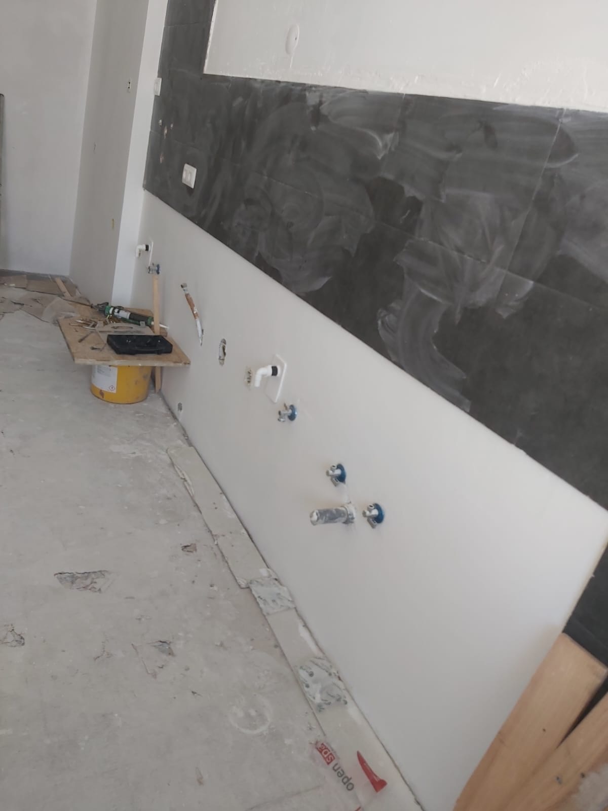 FAST WISE Lda - Sintra - Balcony Remodel