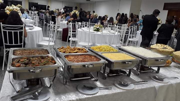 Cozinheira - Oeiras - Catering para cenas de empresa
