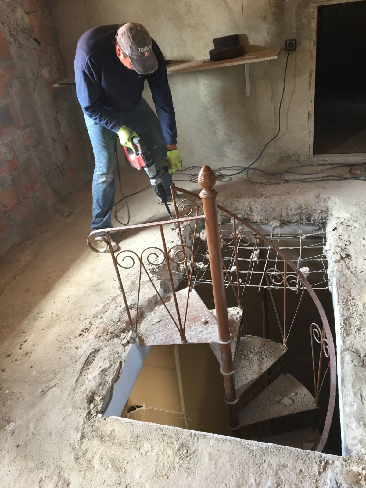 Édekasa - Almada - Drywall Repair and Texturing