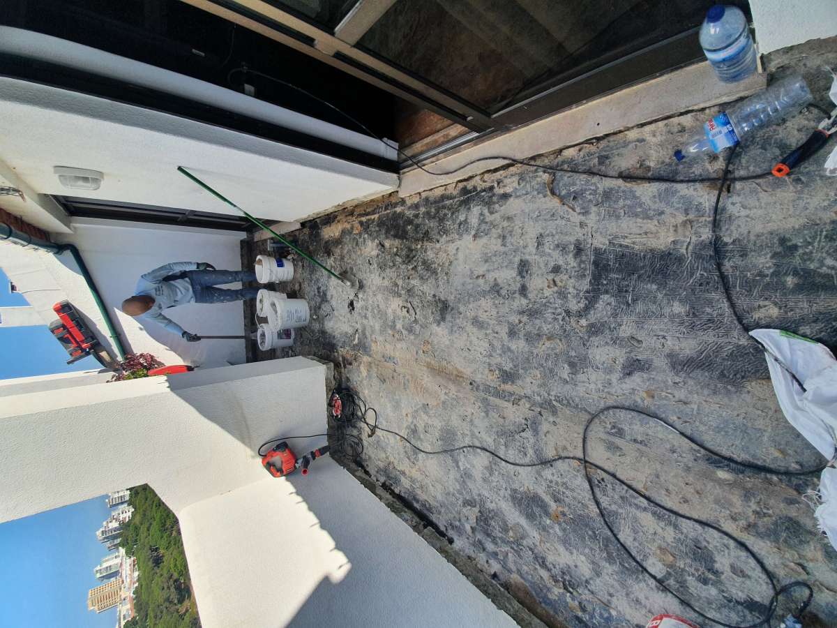 CONSTRUMELO REMODELAÇÕES - Sintra - Caulking