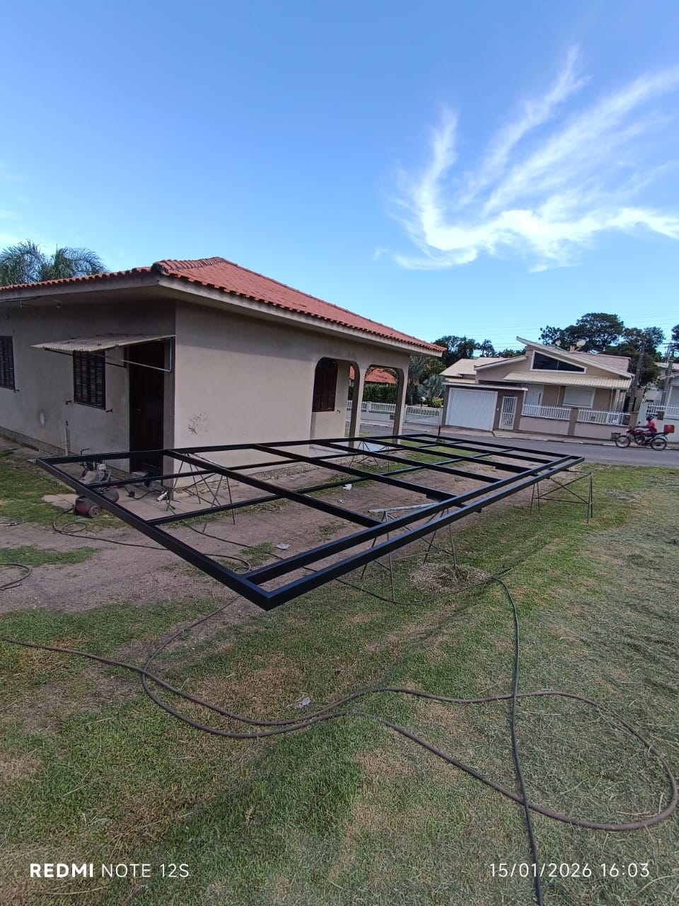 Paulo - Sobral de Monte Agraço - Garage Door Repair