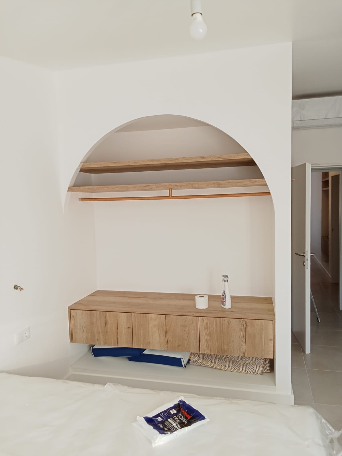 ARR Remodelaçoes - Porto de Mós - Instalação, Reparação ou Remoção de Revestimento de Parede