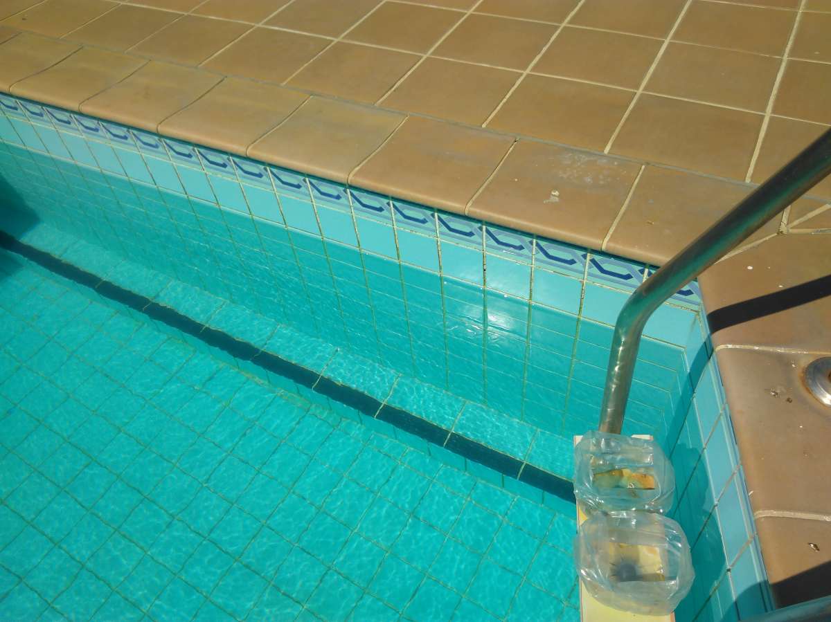 SFM - Seixal - Swimmingpool reparieren