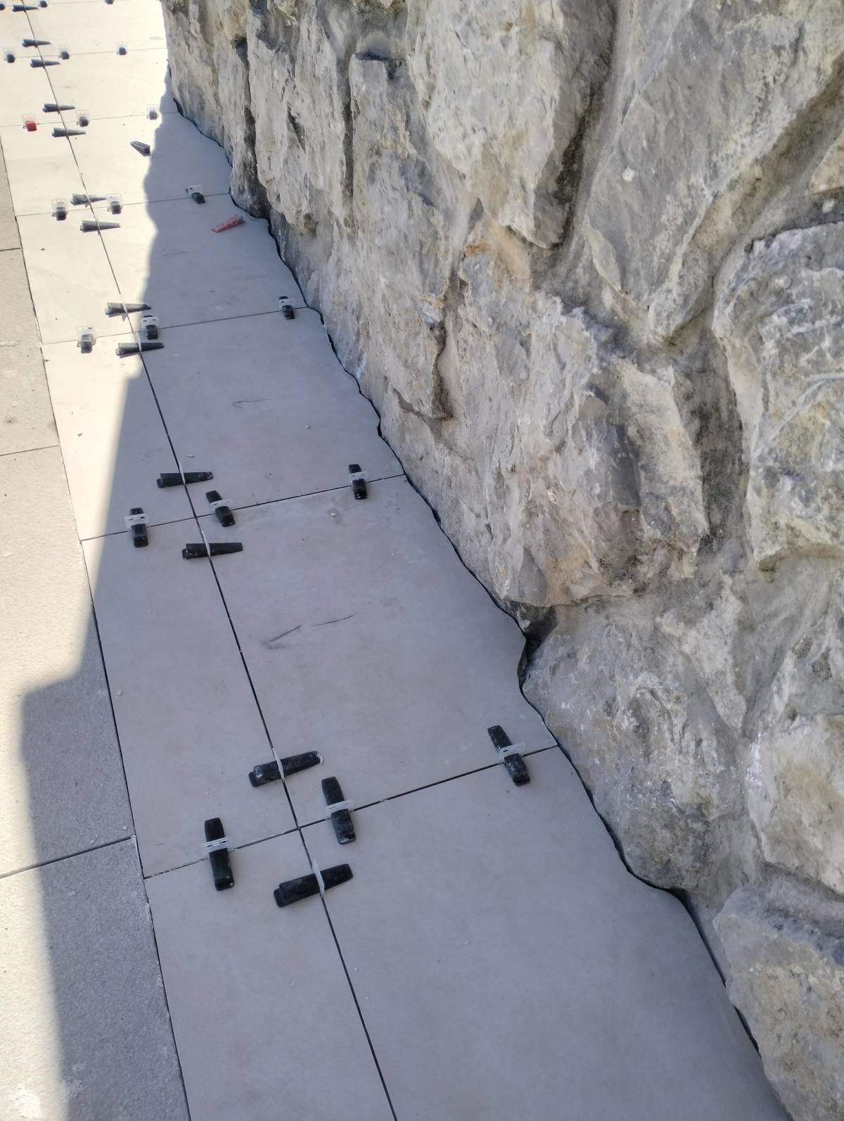 Jorge - Moita - Réparation ou remplacement de revêtement de sol en pierre ou carrelage