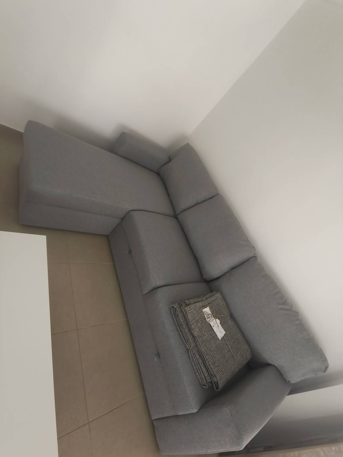 Francisco Jeneumar montador - Silves - Montagem de Mobiliário IKEA