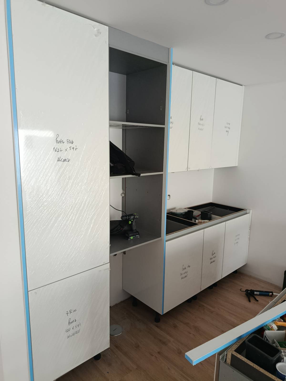 Kley - Oeiras - Remodelação de Armários