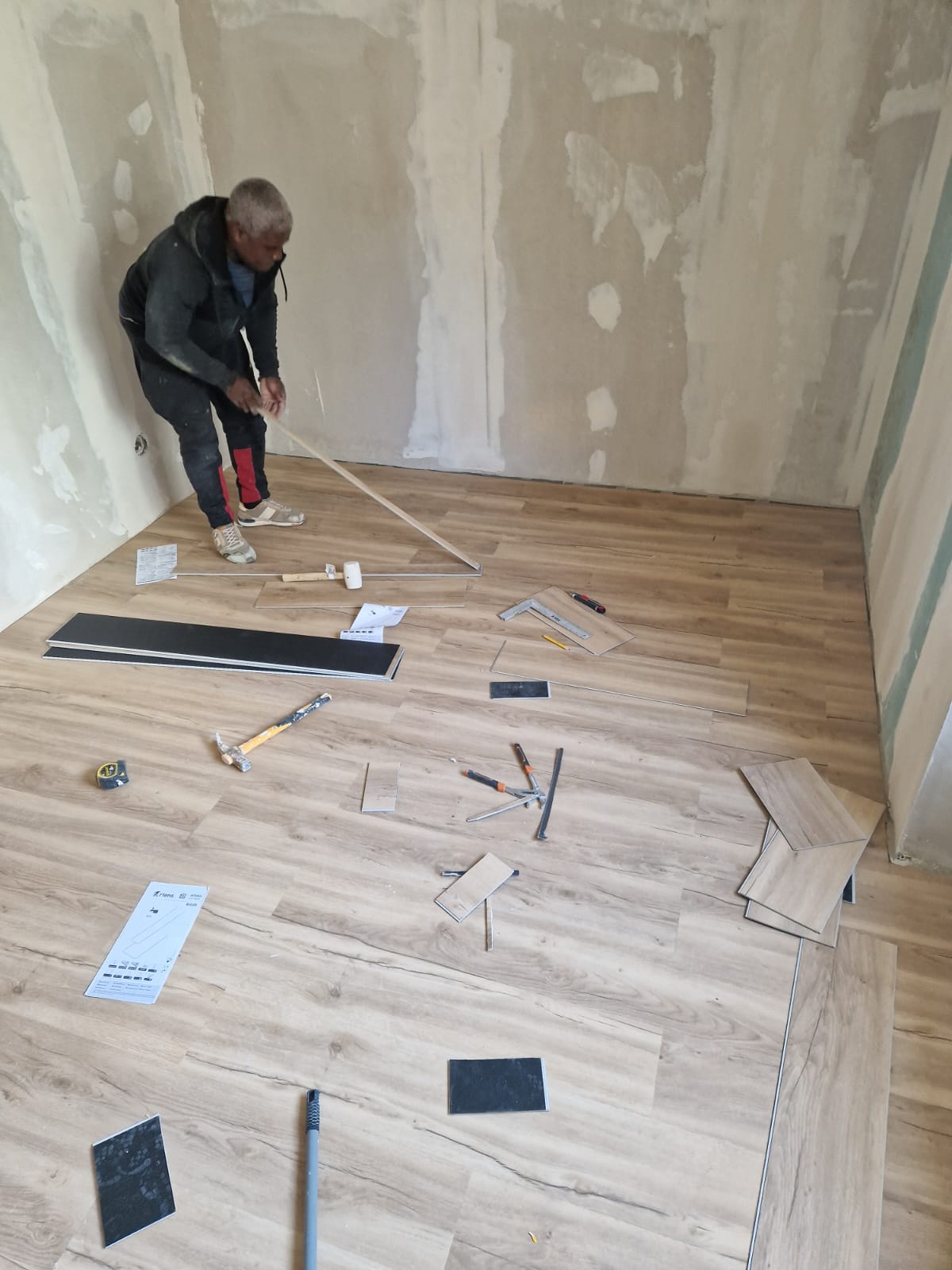 FAST WISE Lda - Sintra - Plastering