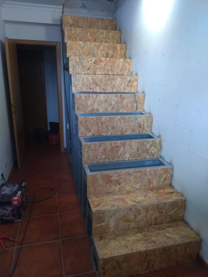 H&j lopes - Tomar - Instalación de suelos de hormigón
