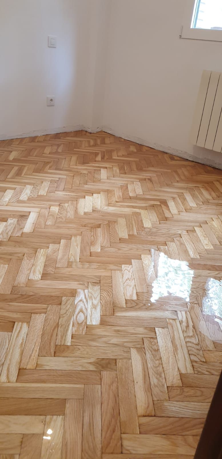 HT Servicos - Porto - Wallpaper Installation