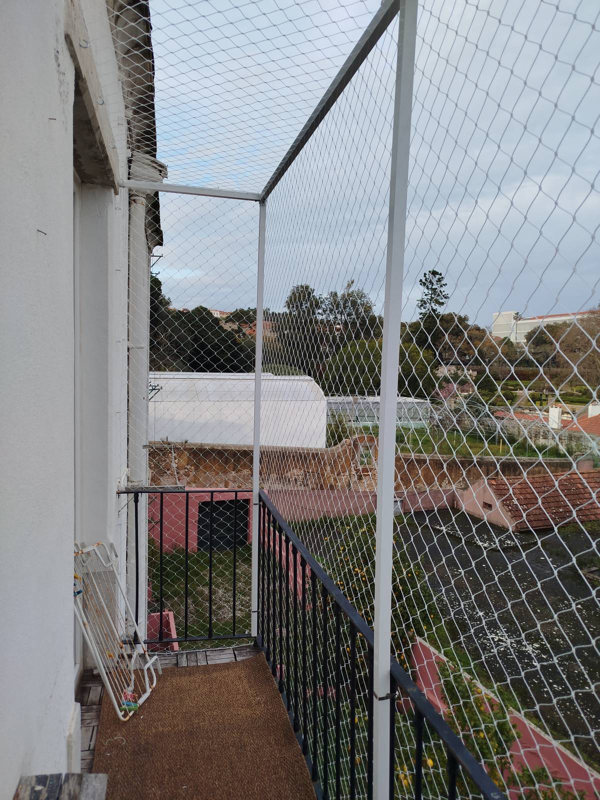 Saldanha Redes de Proteção - Lisboa - Dog Fence Installation