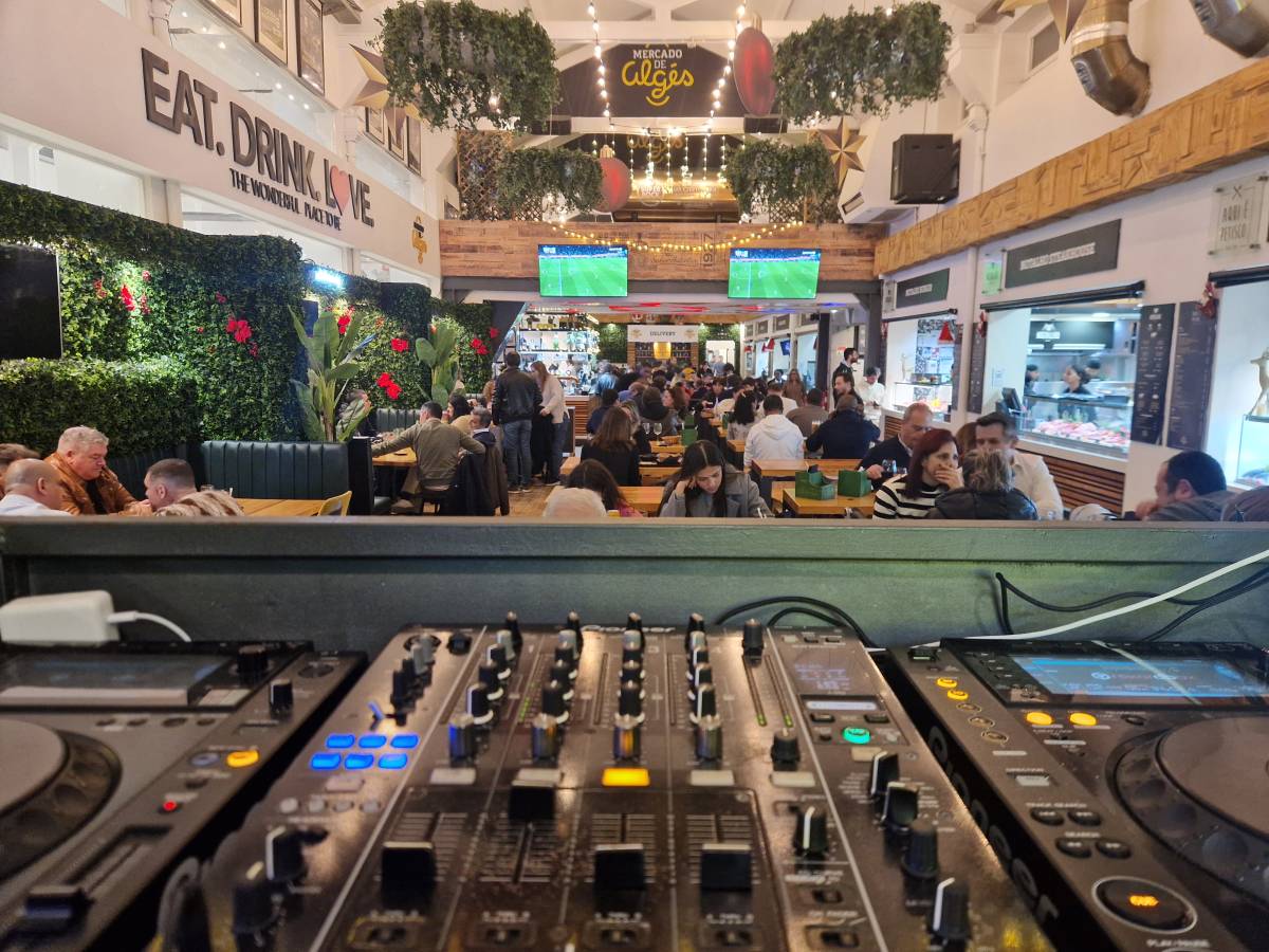 Antonio Coimbra - Lisboa - DJ para Festas e Eventos