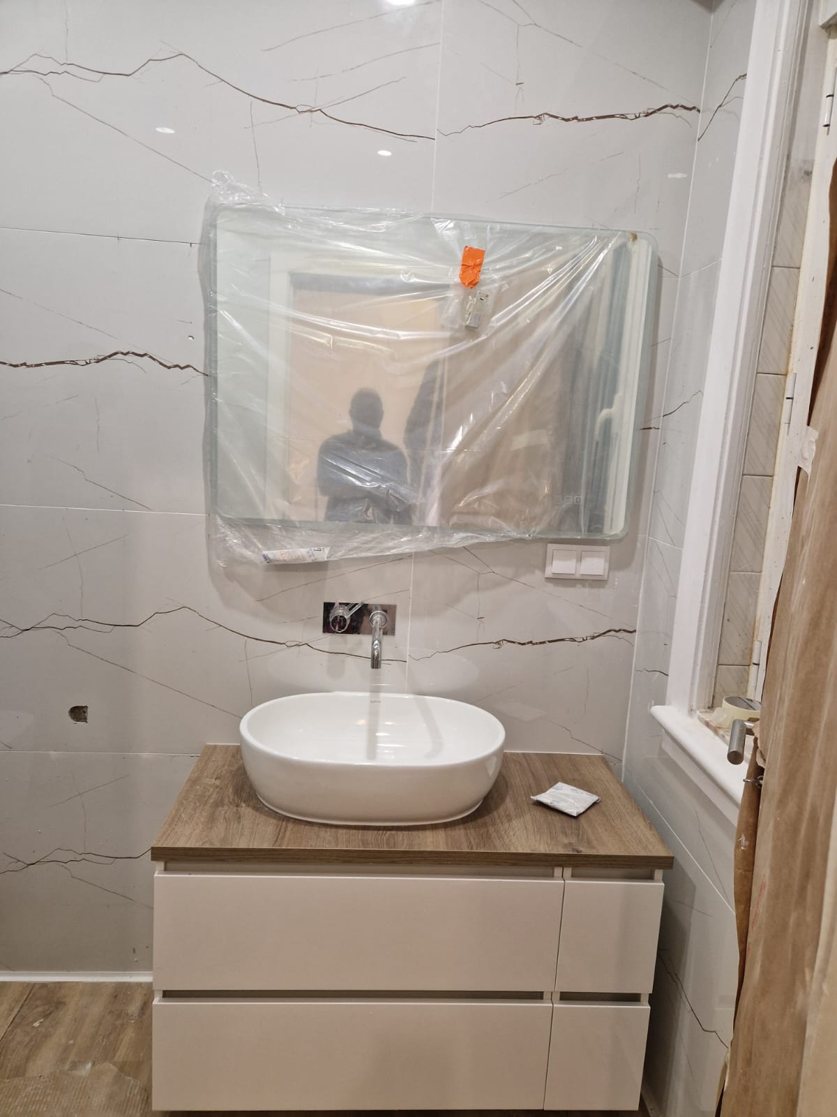 FAST WISE Lda - Sintra - Door Installation